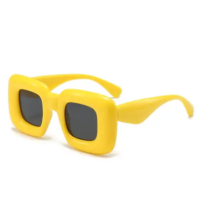 Quirky Thick-Frame Women's Sunglasses UV-Protection - 9
