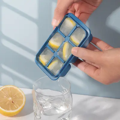 Refrigerator ice mold ice cube mold home frozen ice cube home-made ice cube box silicone soft bottom lid accelerator