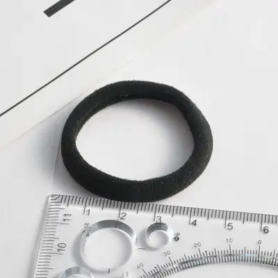 Nahtlose schwarze Haargummis aus Nylon - 2