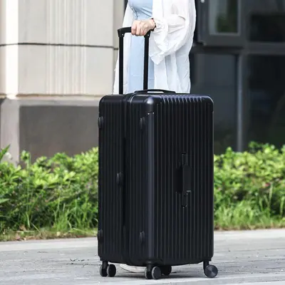 Aluminum Frame Large Suitcase, Combination Lock, Silent Universal Wheels - 7