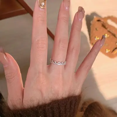 Women's lace flower ring, diamond cut, elegant design - 4