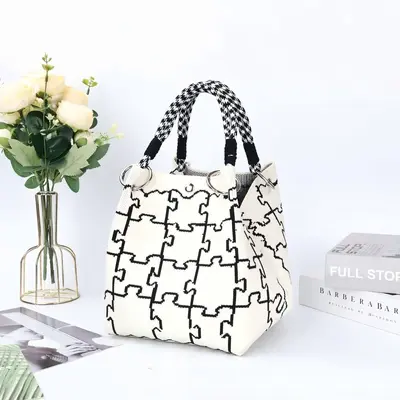 Gestrickte Damenhandtasche mit Ringgriff, kleine Stoff-Tote-Bag - 10