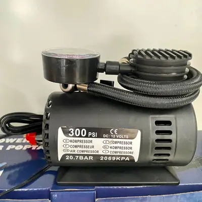 12V mini locomotive air pump, car tire inflator, large engine vehicle air pump, portable - 7