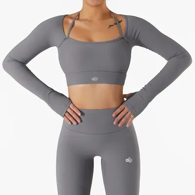 Rippstrick Yoga-Set, 2-teilig mit Shirt und Shorts, mit Brustpolster - 9