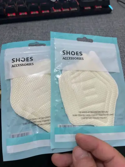 Self-Adhesive Sports Shoe Heel Grips, Cuttable for Half-Size Fit - 7