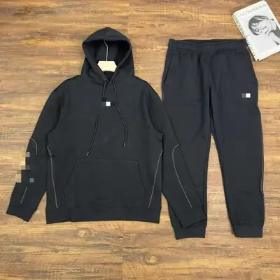 Herren-Kapuzenpulli und Jogger-Set mit reflektierendem Design - 8