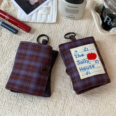 Karo desenli mini pasaport çantası taşınabilir saklama