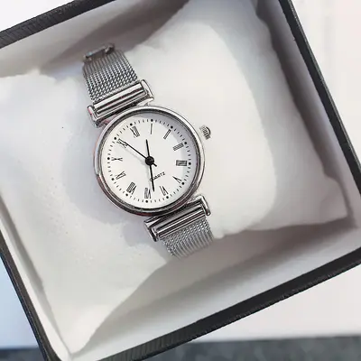 Dış ticaret kadın saati, kadınsı Avrupa ve Amerikan retro moda kız öğrenci Kore versiyonu basit küçük yuvarlak bilezik saat