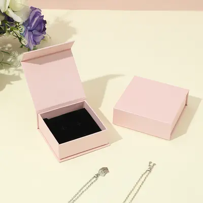 In stock, jewelry box with magnetic lid and gold printed paper packaging, wholesale for rings, necklaces, bracelets and accessories. - 9