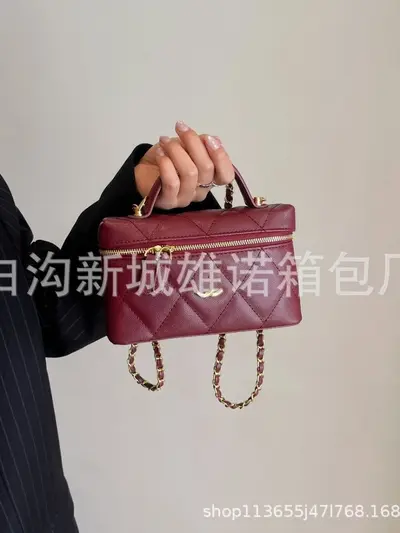 Women's Small Square Chain Crossbody Bag Diamond Quilted - 3