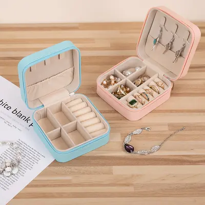 Grenzüberschreitend anpassbare einfache tragbare Schmuckschatulle Ohrring Ring Schmuckspeicher Schmuckschatulle Samt Verpackungsbox Großhandel