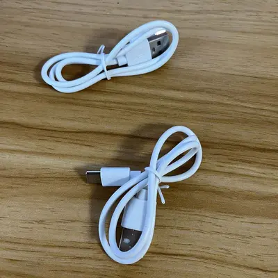 Fabrika kaynaklı Tip-c şarj kablosu Bluetooth kulaklık küçük fan dolgu ışığı dijital drama kablosu USB makine kablosu