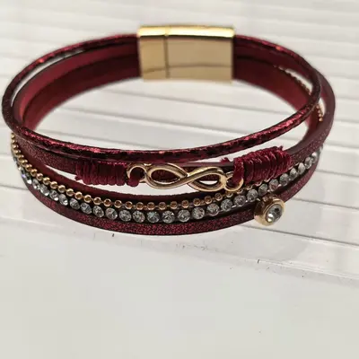 Women's Retro Multi-Layer Leather Bracelet with Magnetic Clasp - 9