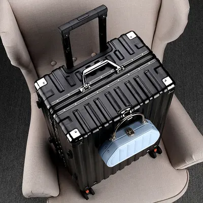 Aluminum Frame Trolley Suitcase, Combination Lock, Universal Wheels, Large Capacity - 7