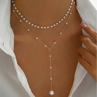 Pearl necklace Y-shaped with tassel, layerable