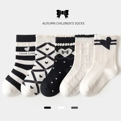 Mid-Calf Cartoon Cotton Children's Socks Spring Autumn - 11