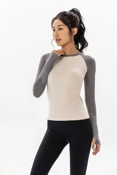 时尚新款瑜伽服女秋冬运动上衣紧身速干跑步健身普拉提训练服批发 - 9
