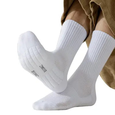 Herrensocken Sommer dünn mittlere Wadensocken Deodorant Schweiß absorbierende Stricktuch Handtuch Sohle Sportsocken Baumwollsocken Basketballsocken weiße Socken