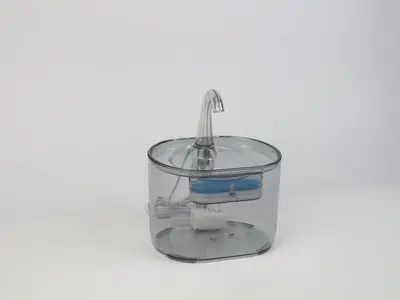 Smart Pet Water Fountain, Automatic Circulating, 2L Capacity for Cats and Dogs - 9