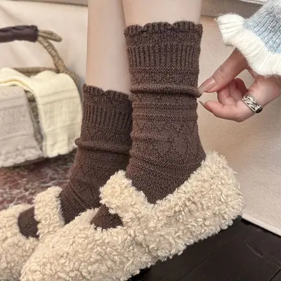 Women's Spring Autumn Calf Socks, Lace Hollow Retro Style