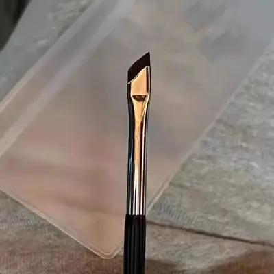 Flat Head Eyeliner Brush with Angled Eyebrow Brush, Precise Eye Makeup