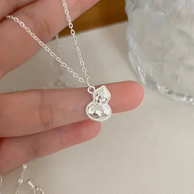 Kadın Kolye 925 Gümüş Kolye Aksesuarı Kadın Minimalist Niş Şık Öğrenci Üniversal Hafif Lüks Kilitli Kemik Zinciri Renk Dökülmez - 11