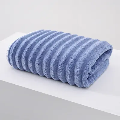 Kadın banyo havlusu hızlı kuruyan 3 parça set mercan polar - 10
