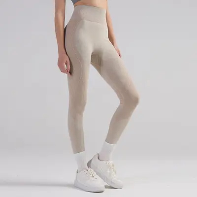 High-Waist Seamless Yoga Pants, Hip-Lifting, High Elasticity - 10