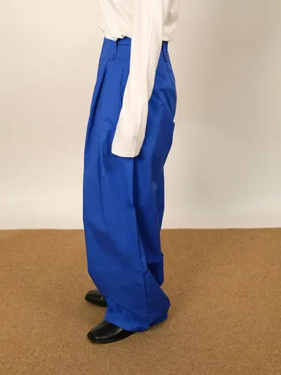 Hochgeschnittene Baumwollhose mit weitem Bein, atmungsaktiv und locker