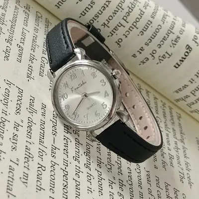 Women's Quartz Watch Small Dial Vintage Simple - 8