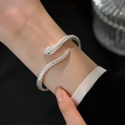 Snake-shaped silver-plated copper bracelet - 1
