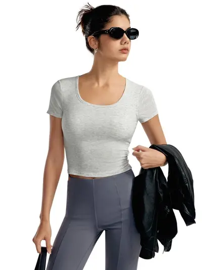 Women's Summer Slim Fit Sports T-Shirt, Breathable Yoga Top with Semi-Fixed Chest Pads