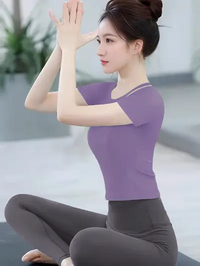 Kadınlar için güzel kısa kollu yoga kıyafetleri 2025 yeni üst düzey takım Pilates profesyonel antrenman fitness spor üstleri - 10