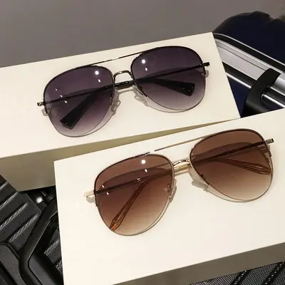 Men's Aviator Sunglasses for Outdoor Use and Driving