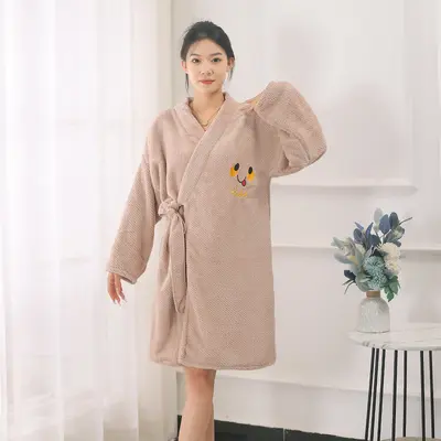 New pineapple patterned plaid bathrobe bathroom skirt wearable bath towel coral velvet thickened soft absorbent home pajamas hotel bathrobe - 12