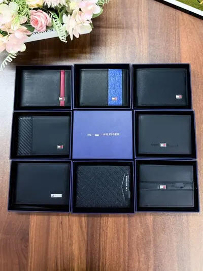 Men's Multi-Card Wallet and Solid Color Clutch 2025