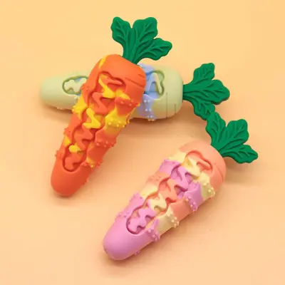 Silicone carrot dog toy, squeaky and durable