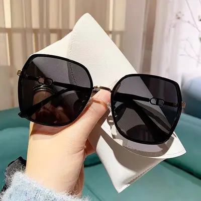 Women's Retro Large Frame Sunglasses UV Protection 2025 - 5