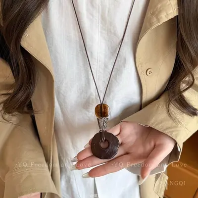 Vintage Coffee Brown Pendant Necklace Long Chain - 5