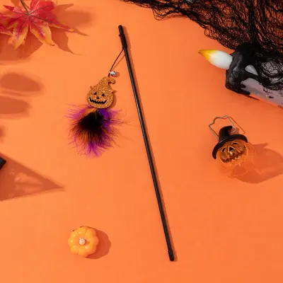 Halloween-Katzenangel mit Federspielzeug - 5