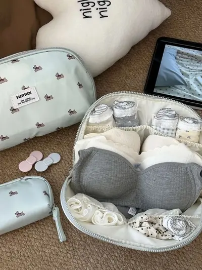 Underwear storage bag compartmented portable