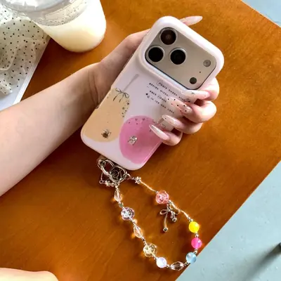 Pastel pink plaid chain phone case, star design, compatible iPhone 16-18 Pro Max