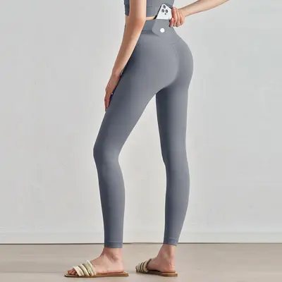 Kadın yoga taytı 2026 yaz modeli, yüksek bel, kalça kaldırıcı, dikişsiz