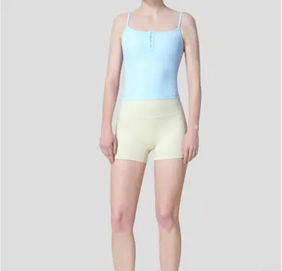 Women's High-Waist Three-Quarter Yoga Shorts for Running and Fitness - 9