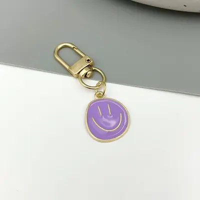 Regenbogen-Metall-Smiley-Schlüsselanhänger, Geschenk zum Schulanfang