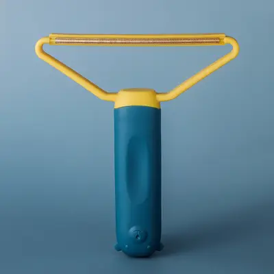 Hand-held fabric shaver, safe for home use - 7
