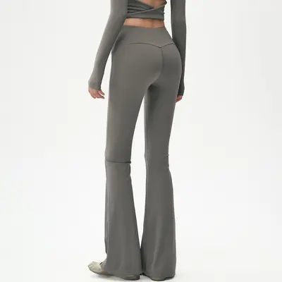 Women's Yoga Set with Bra Pads, Long-Sleeve Top and Pilates Pants - 12