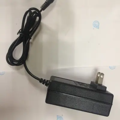 8.4V2A 12.6V2A 21V2A lityum pil şarj cihazı elektrikli alet şarj cihazı fasya tabancası şarj cihazı