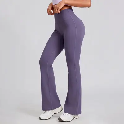 Hochtaillierte Po-Lift Flared Yoga-Hose - 11