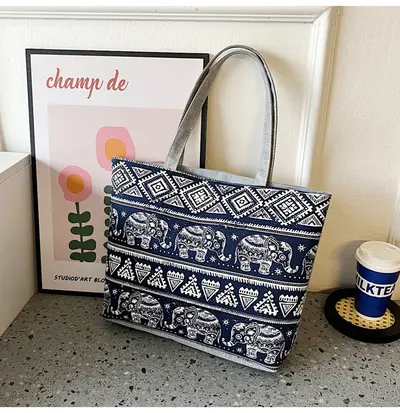 Large Capacity Printed Canvas Women's Tote Bag - 13